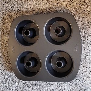 Wilton individual angel food cake pan